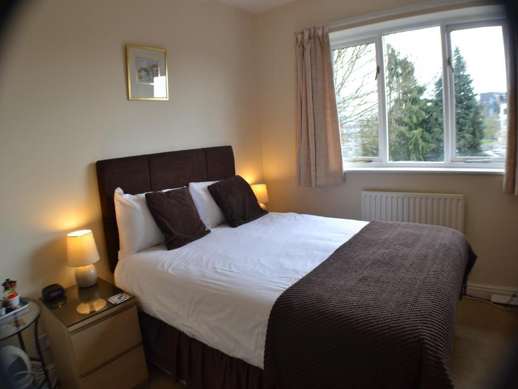 ستارتفورد أبون آفون Applegarth Guest House الغرفة الصورة