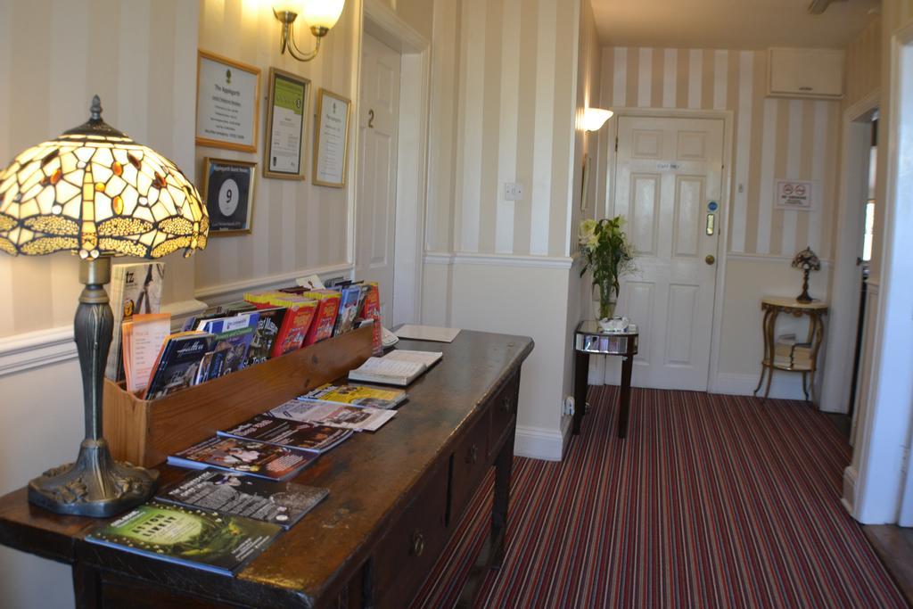 ستارتفورد أبون آفون Applegarth Guest House المظهر الخارجي الصورة